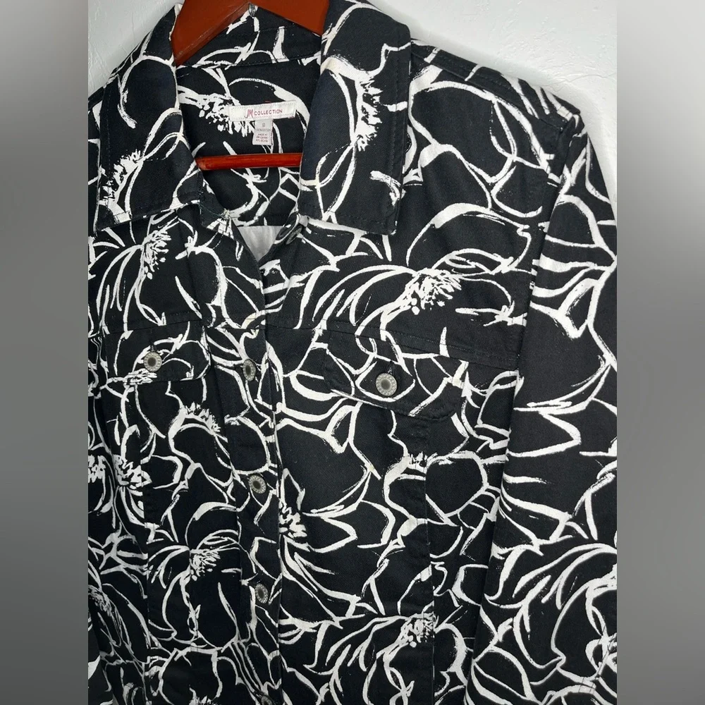 JM Collection Black and White Floral Women's Jacket‎ size 10